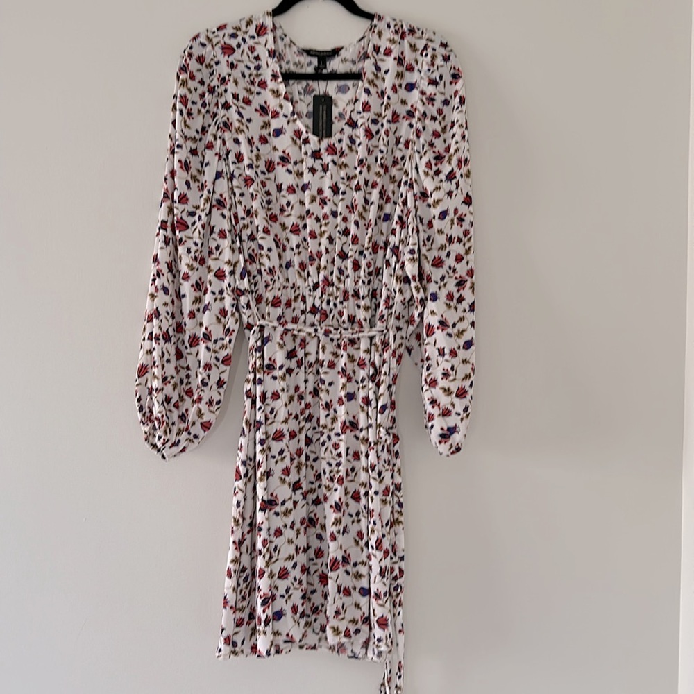 NWT Banana Republic puff sleeve fit and flare Floral Print Dress White and Red